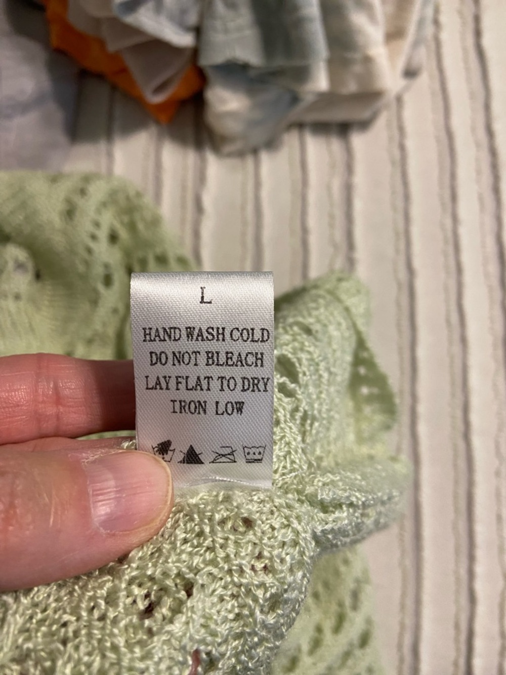 LA MIEL Light Green Open-Weave Crewneck Sweater - Picture 6 of 6